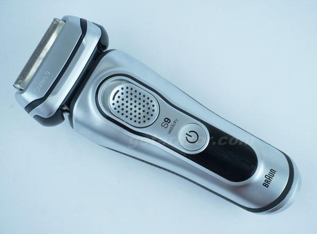 Ergonomics of Braun Series 9
