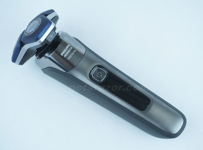 Ergonomics of Norelco 7200