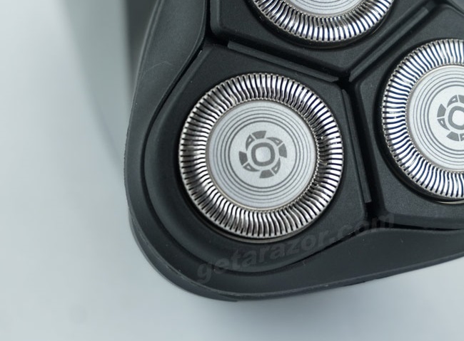 Closeup of Blade System, Norelco 2300