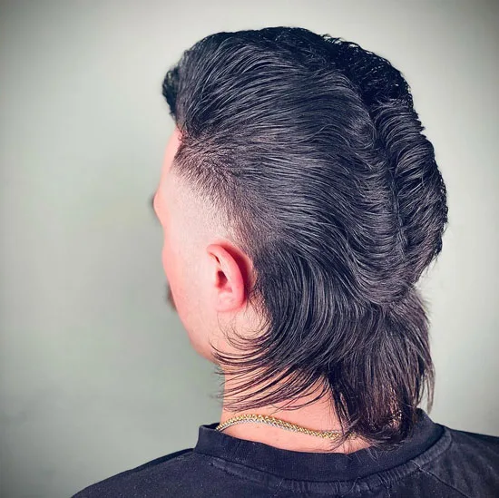 Long Ducktail with Pomp Mullet