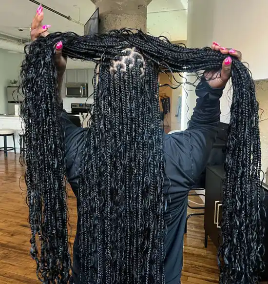 Oval-shaped Split Knotless Braids with Curls