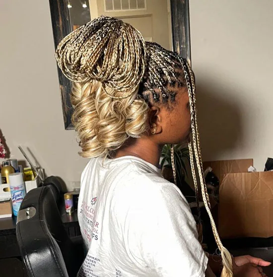 Platinum-based Knotless Box Braids With Top Knot